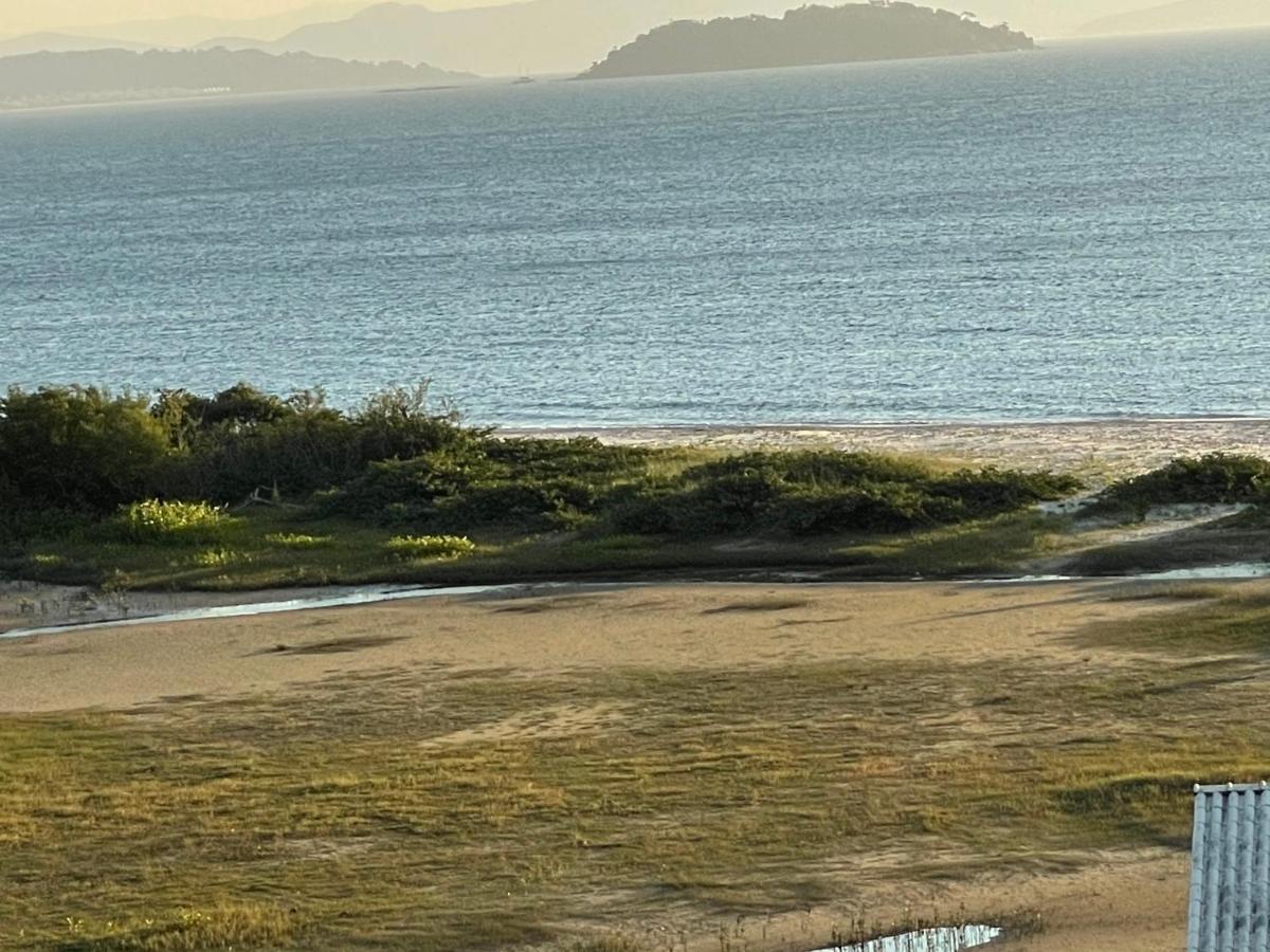 Appartamento Apartamento Florianopolis Ponta Das Canas Esterno foto